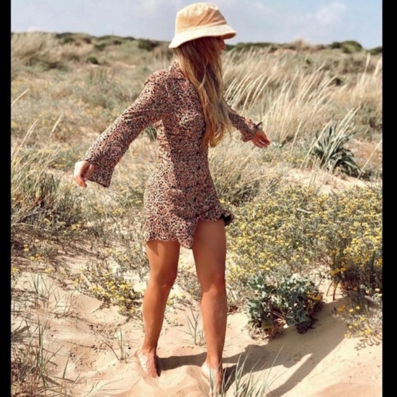 Zara (Size S) button down floral dress - Picture 2 of 8